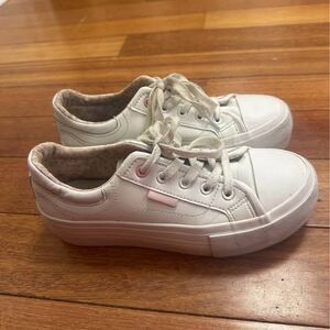 Women’s (size 8) Truffle White Platform Sneakers